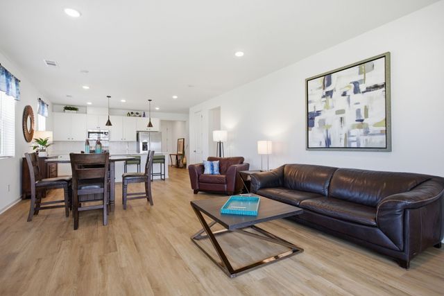 3055 Fernwood Ln, Columbia, TN 38401