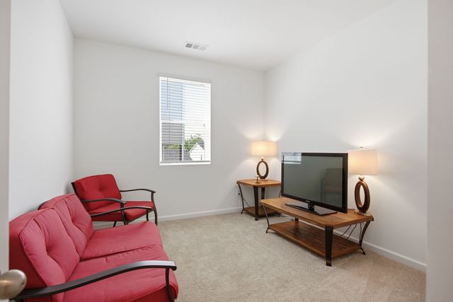 3055 Fernwood Ln, Columbia, TN 38401