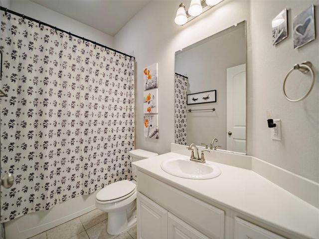 1418 Brindle Drive, Greenville, TX 75402