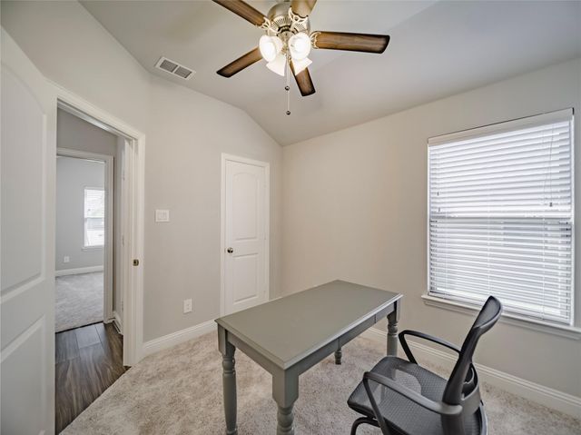 1418 Brindle Drive, Greenville, TX 75402