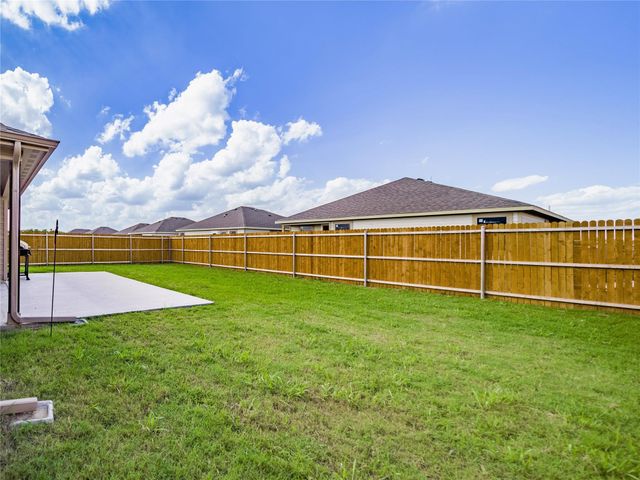 1418 Brindle Drive, Greenville, TX 75402
