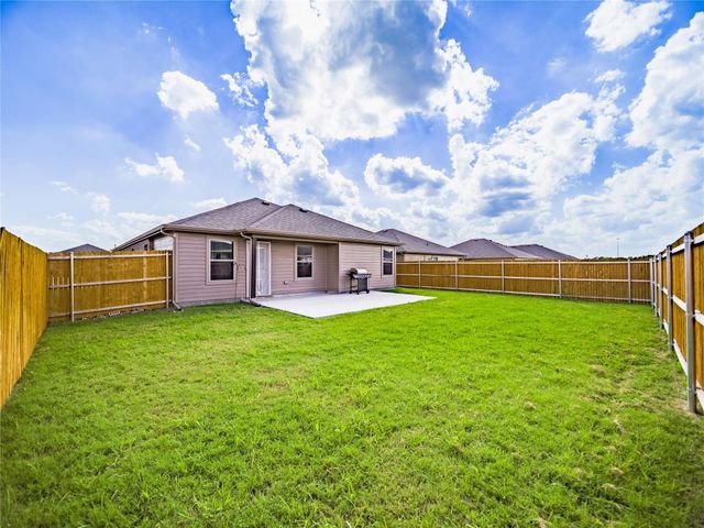 1418 Brindle Drive, Greenville, TX 75402