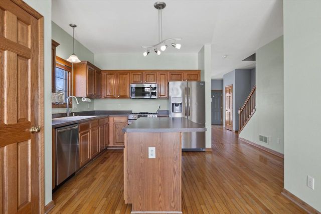 1624 Rolling Green DRIVE, Mount Pleasant, WI 53406