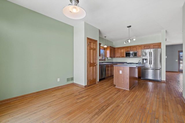 1624 Rolling Green DRIVE, Mount Pleasant, WI 53406