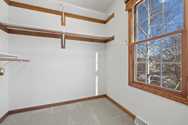 1624 Rolling Green DRIVE, Mount Pleasant, WI 53406