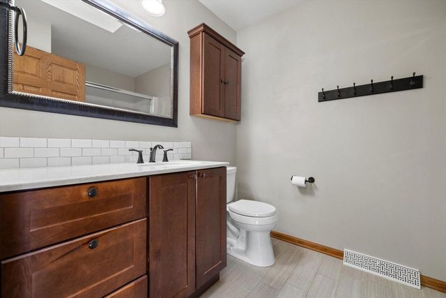 1624 Rolling Green DRIVE, Mount Pleasant, WI 53406