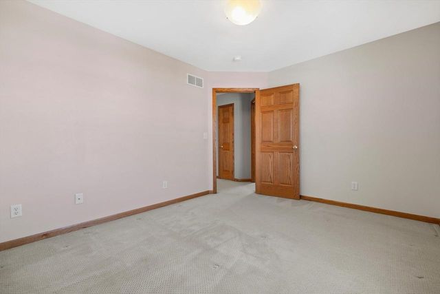 1624 Rolling Green DRIVE, Mount Pleasant, WI 53406