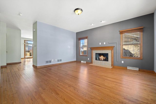 1624 Rolling Green DRIVE, Mount Pleasant, WI 53406