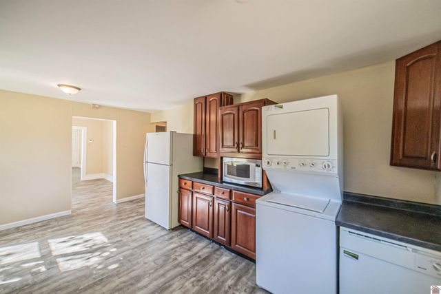 1152 N 14th Street, Paducah, KY 42001