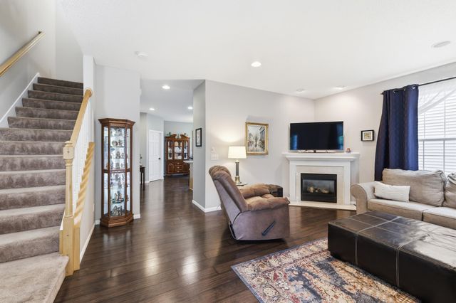 9767 Gable Drive, Eden Prairie, MN 55347