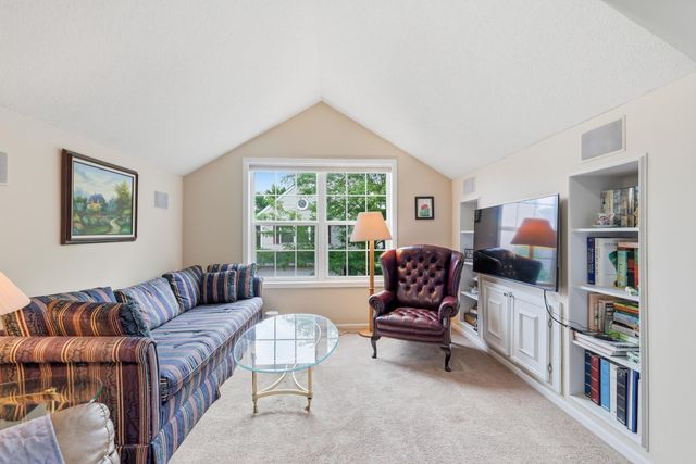 9767 Gable Drive, Eden Prairie, MN 55347