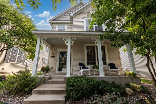 9767 Gable Drive, Eden Prairie, MN 55347