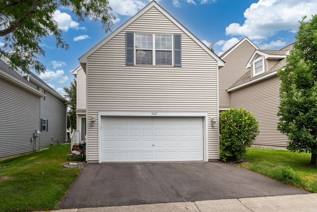 9767 Gable Drive, Eden Prairie, MN 55347