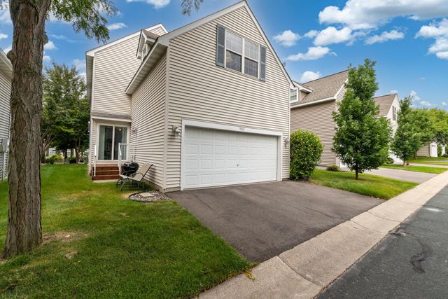 9767 Gable Drive, Eden Prairie, MN 55347