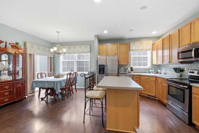 9767 Gable Drive, Eden Prairie, MN 55347