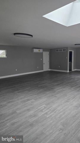 2336 THORNTON RD, Harrisburg, PA 17109