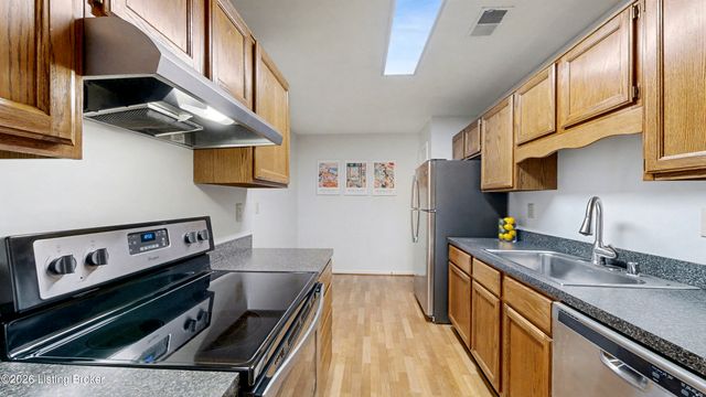 1109 Donard Park Ave, Louisville, KY 40218