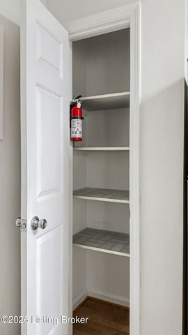 1109 Donard Park Ave, Louisville, KY 40218