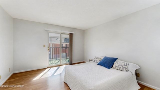 1109 Donard Park Ave, Louisville, KY 40218