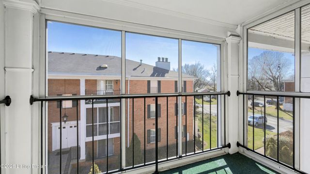 1109 Donard Park Ave, Louisville, KY 40218