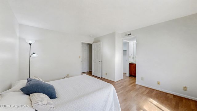 1109 Donard Park Ave, Louisville, KY 40218