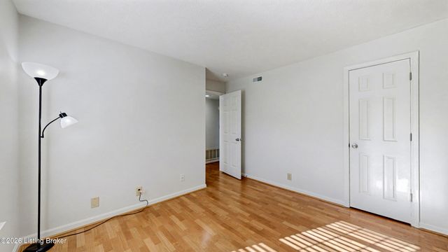 1109 Donard Park Ave, Louisville, KY 40218