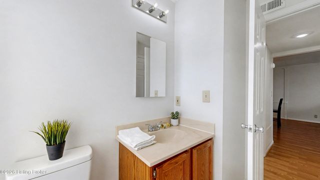 1109 Donard Park Ave, Louisville, KY 40218