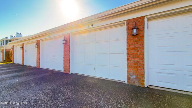 1109 Donard Park Ave, Louisville, KY 40218