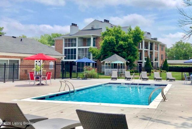 1109 Donard Park Ave, Louisville, KY 40218