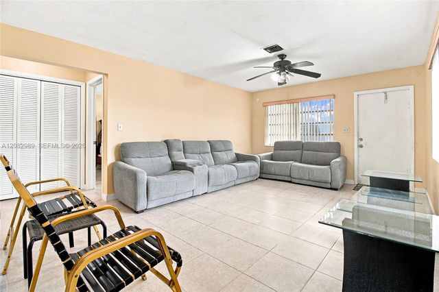 18 SW 13th Street, Dania Beach, FL 33004