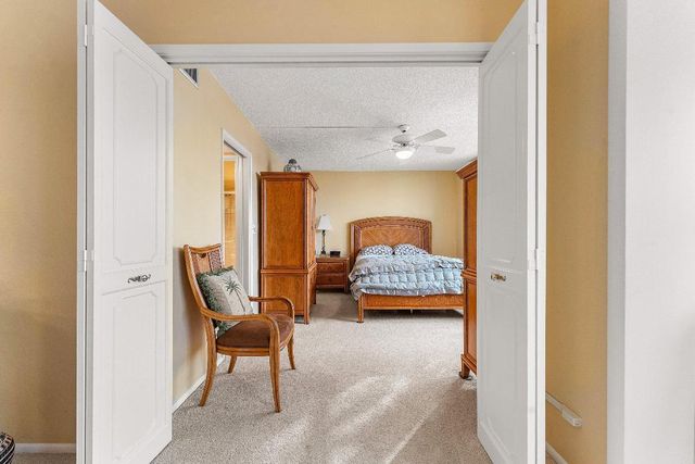 3125 NE 48th Court 220, Lighthouse Point, FL 33064