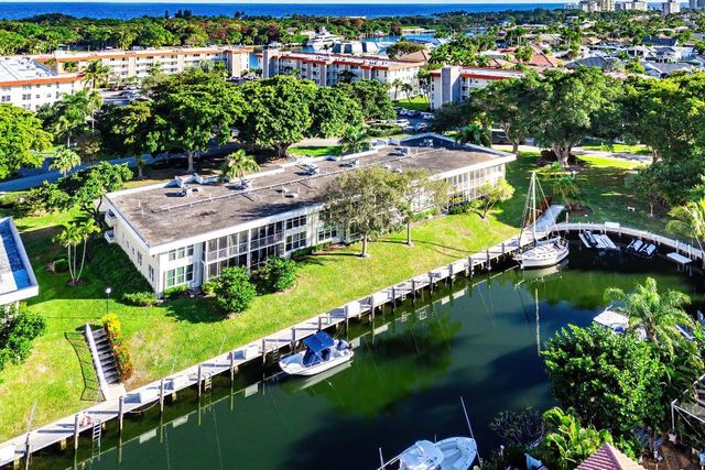 3125 NE 48th Court 220, Lighthouse Point, FL 33064