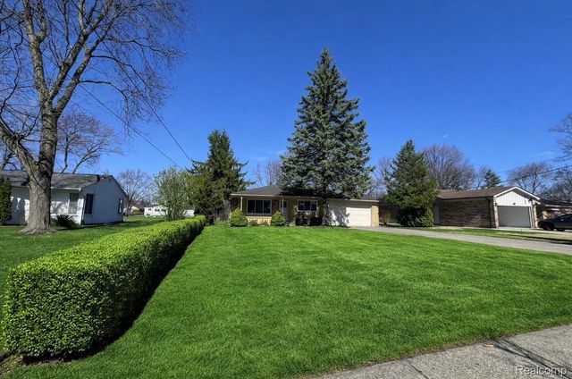 2235 Chesley Drive, Sterling Heights, MI 48310