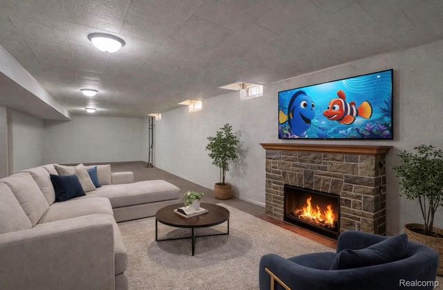 2235 Chesley Drive, Sterling Heights, MI 48310