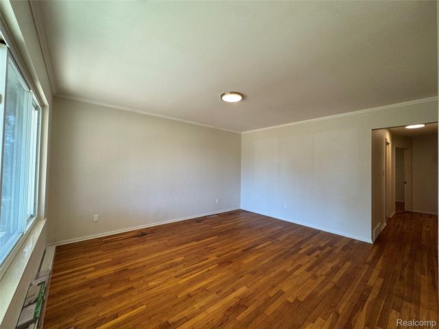 2235 Chesley Drive, Sterling Heights, MI 48310