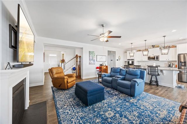 4352 Scout Camp Drive, Fayetteville, NC 28306