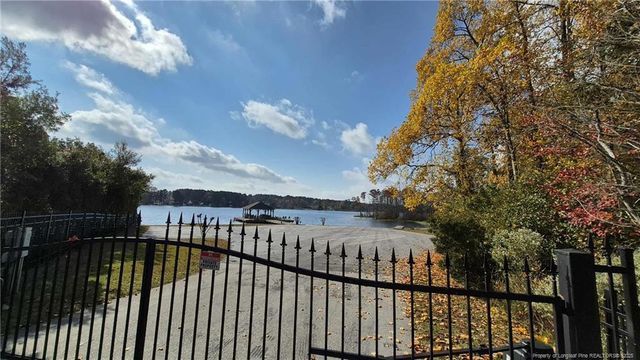 4352 Scout Camp Drive, Fayetteville, NC 28306