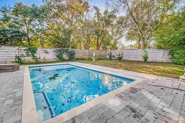 809 Bremen Ave, Pensacola, FL 32507