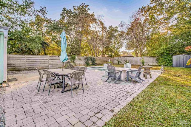 809 Bremen Ave, Pensacola, FL 32507