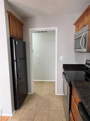 22108 Dante Street, Oak Park, MI 48237