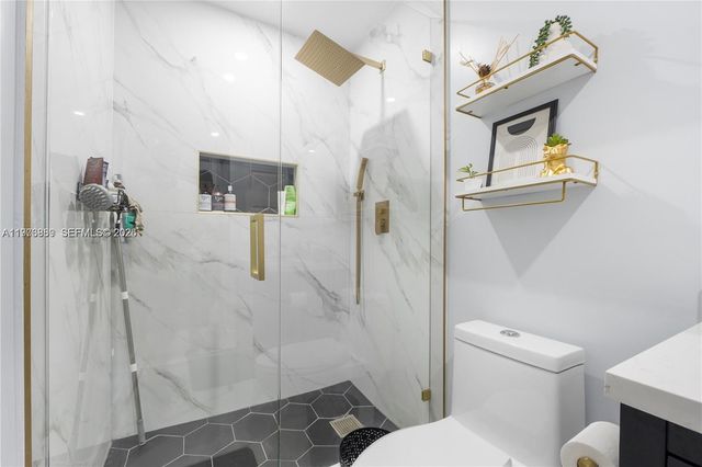 796 Banks Rd, Coconut Creek, FL 33063