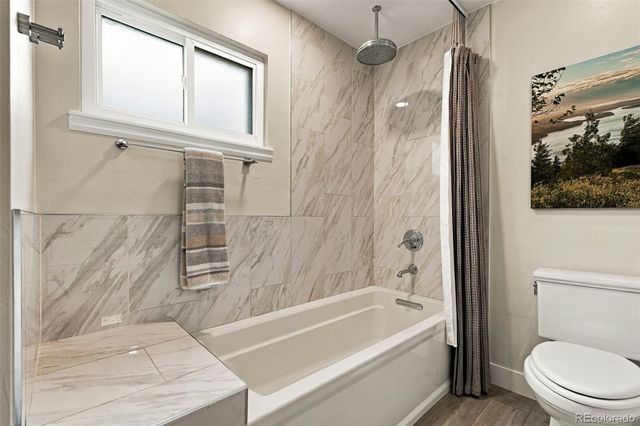 8057 S Newport Court, Centennial, CO 80112