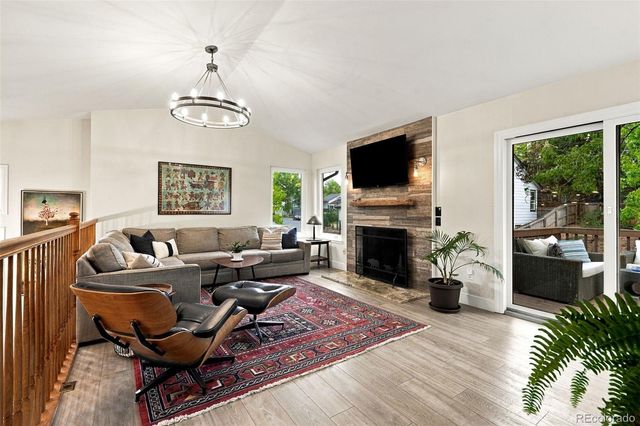 8057 S Newport Court, Centennial, CO 80112
