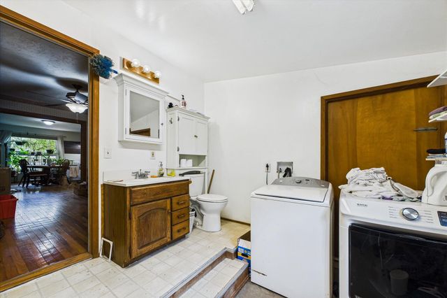 90 Oak Street, Miranda, CA 95553