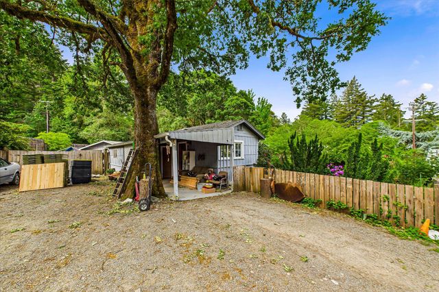 90 Oak Street, Miranda, CA 95553