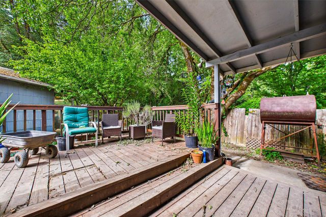 90 Oak Street, Miranda, CA 95553