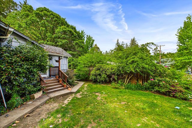 90 Oak Street, Miranda, CA 95553