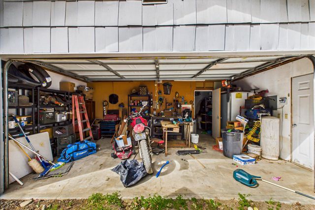 90 Oak Street, Miranda, CA 95553