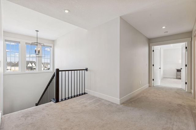 16865 46th Avenue N, Plymouth, MN 55446