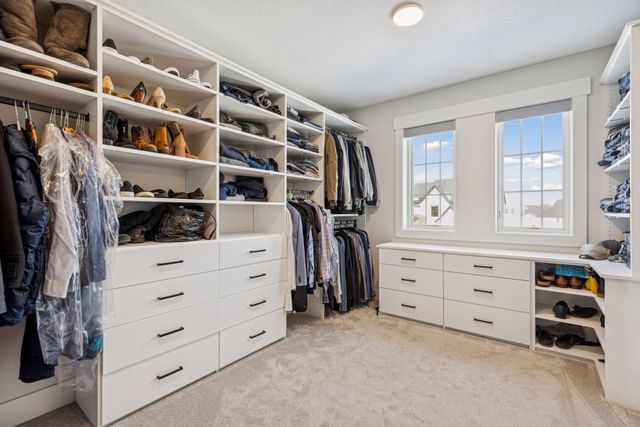 16865 46th Avenue N, Plymouth, MN 55446